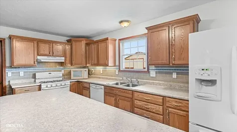 2136 North 34th Road Ottawa IL 61350