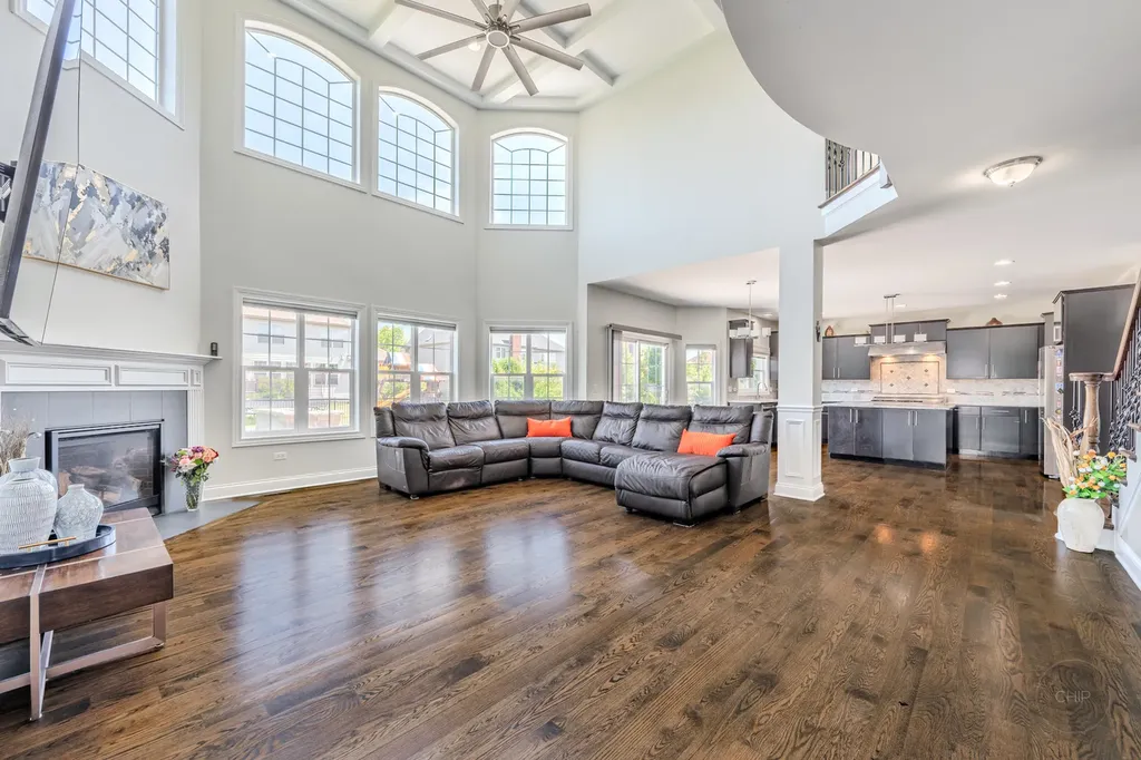 4544 Shumard Lane Naperville IL 60564