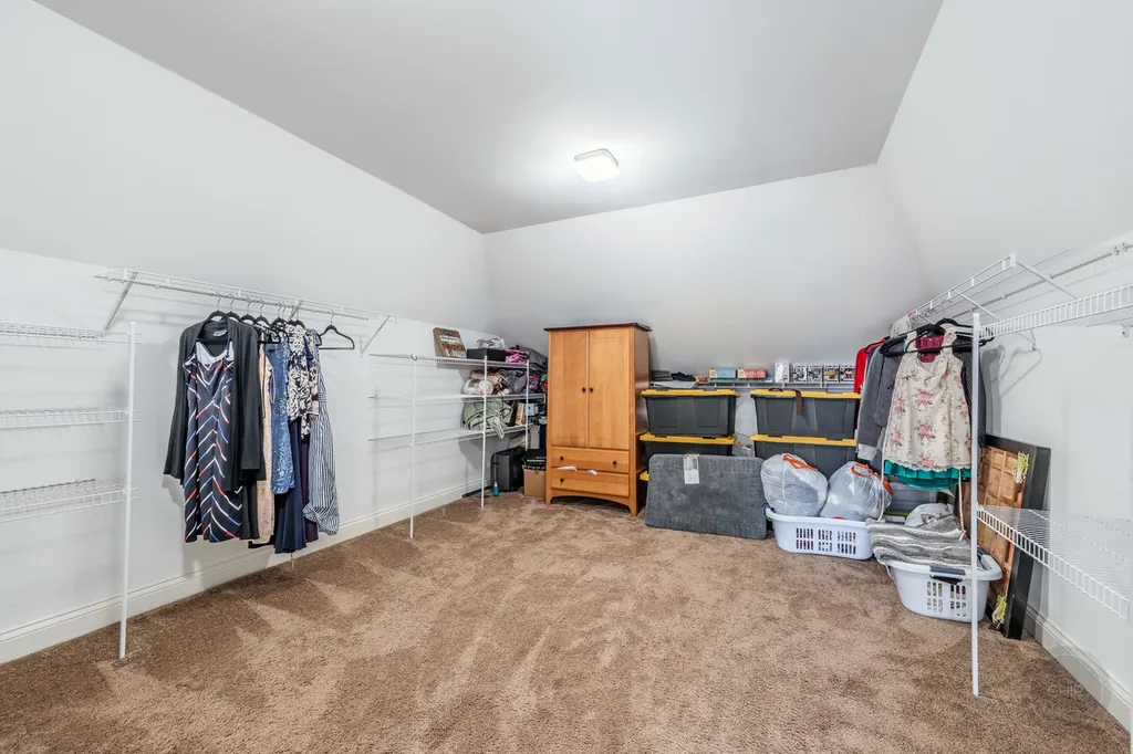 4544 Shumard Lane Naperville IL 60564
