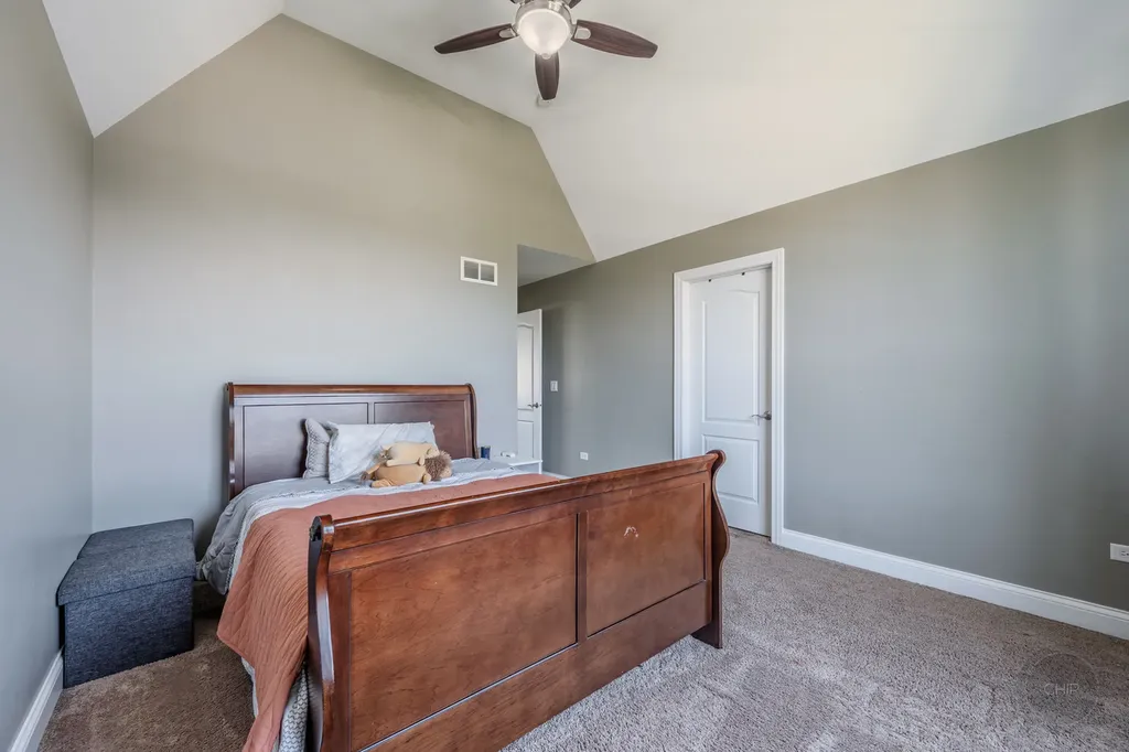 4544 Shumard Lane Naperville IL 60564