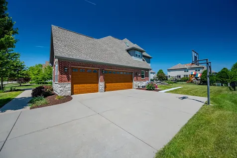 4544 Shumard Lane Naperville IL 60564