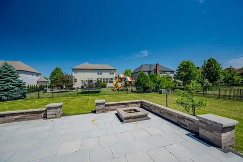 4544 Shumard Lane Naperville IL 60564