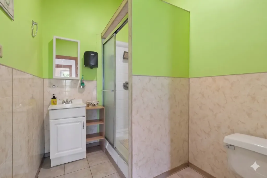 3412 West Mclean Avenue Chicago IL 60647