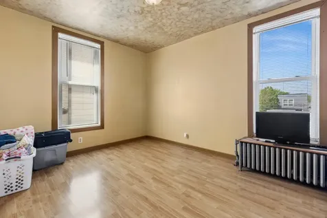 3412 West Mclean Avenue Chicago IL 60647