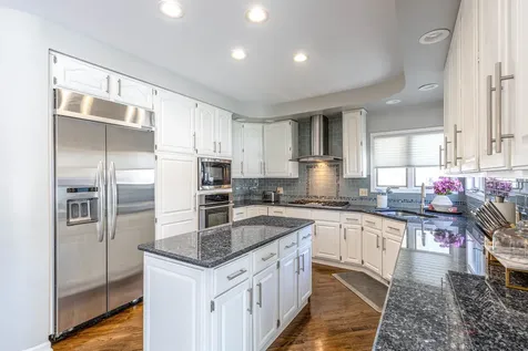 1801 North Dover Court Arlington Heights IL 60004