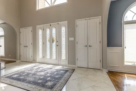 1801 North Dover Court Arlington Heights IL 60004
