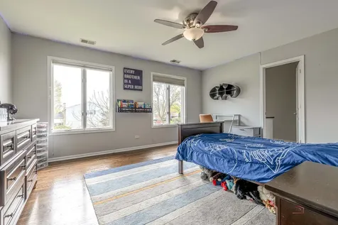 1801 North Dover Court Arlington Heights IL 60004