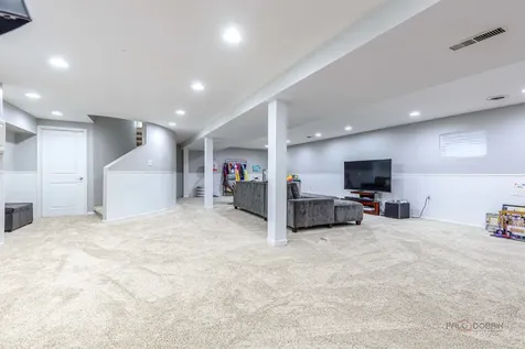 1801 North Dover Court Arlington Heights IL 60004