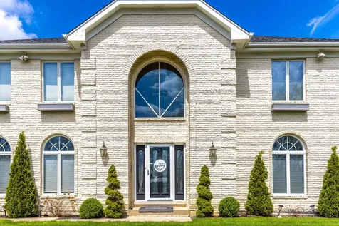 1801 North Dover Court Arlington Heights IL 60004