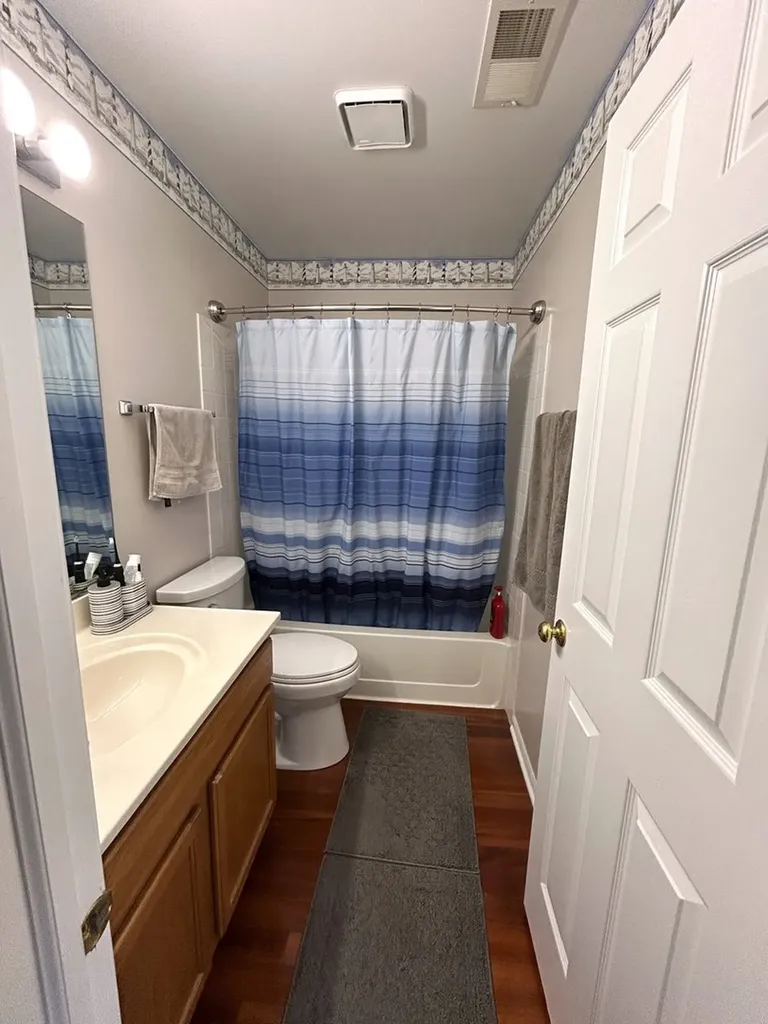 356 Fallbrook Court Schaumburg IL 60194
