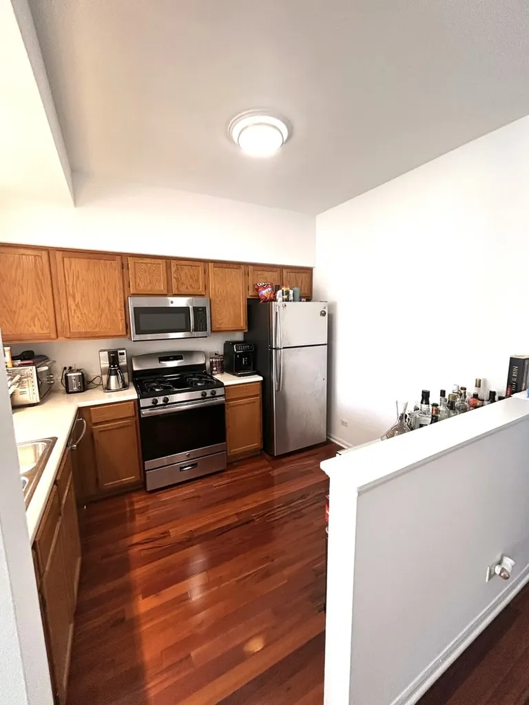 356 Fallbrook Court Schaumburg IL 60194