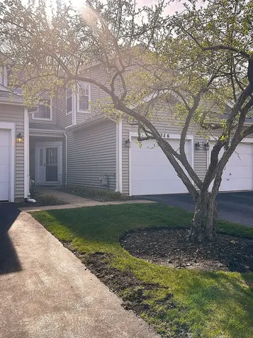 356 Fallbrook Court Schaumburg IL 60194