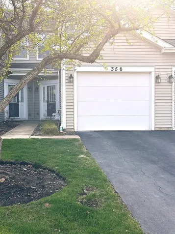 356 Fallbrook Court Schaumburg IL 60194