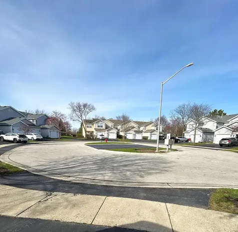 356 Fallbrook Court Schaumburg IL 60194