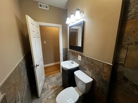 735 North Hamlin Avenue Chicago IL 60624