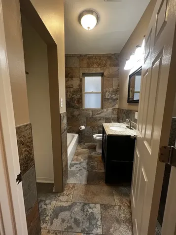 735 North Hamlin Avenue Chicago IL 60624