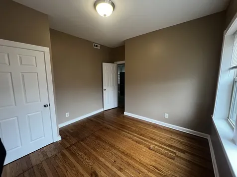 735 North Hamlin Avenue Chicago IL 60624