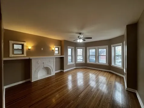 735 North Hamlin Avenue Chicago IL 60624