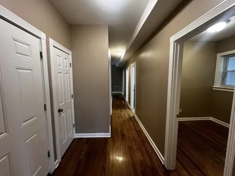 735 North Hamlin Avenue Chicago IL 60624