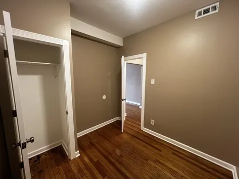 735 North Hamlin Avenue Chicago IL 60624