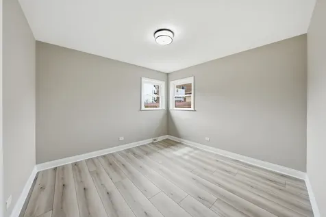 4728 West 99th Place Oak Lawn IL 60453