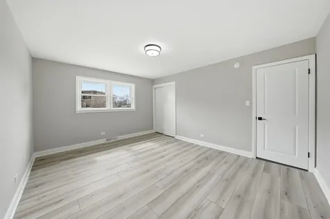 4728 West 99th Place Oak Lawn IL 60453