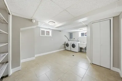 4728 West 99th Place Oak Lawn IL 60453