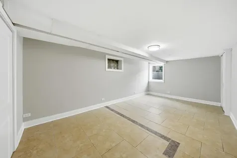 4728 West 99th Place Oak Lawn IL 60453