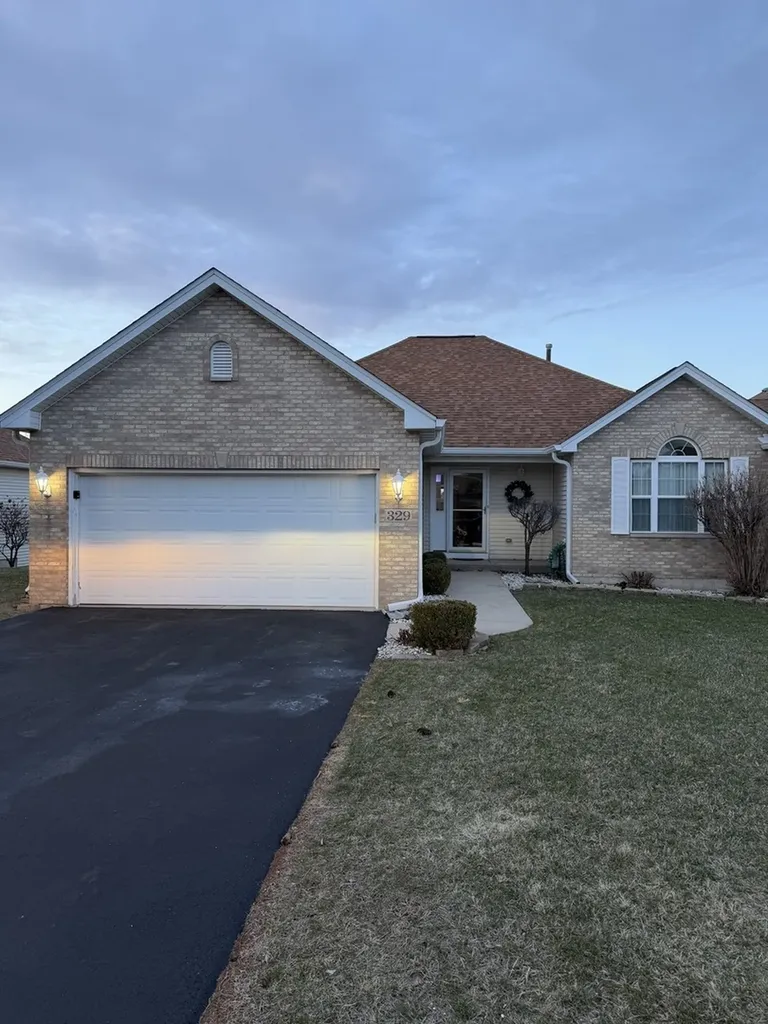 329 Garden Circle Yorkville IL 60560