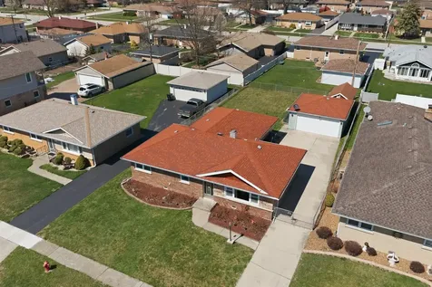 7824 West 74th Street Bridgeview IL 60455