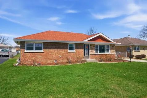 7824 West 74th Street Bridgeview IL 60455
