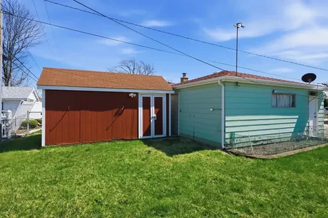 7824 West 74th Street Bridgeview IL 60455