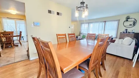 1339 Prince Drive South Holland IL 60473
