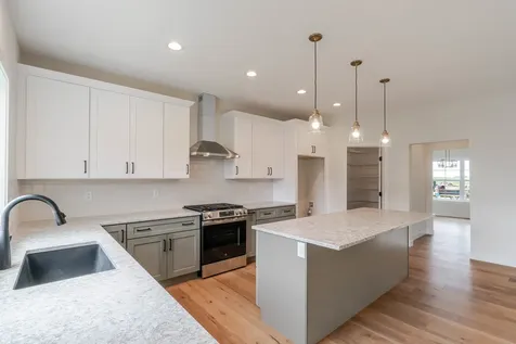 1304 Woodbine Road Bloomington IL 61704