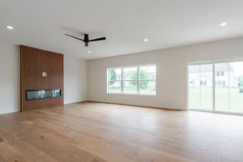 1304 Woodbine Road Bloomington IL 61704