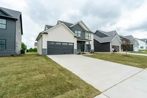 1304 Woodbine Road Bloomington IL 61704