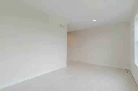 1304 Woodbine Road Bloomington IL 61704