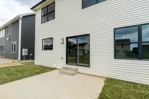 1304 Woodbine Road Bloomington IL 61704