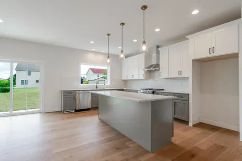 1304 Woodbine Road Bloomington IL 61704