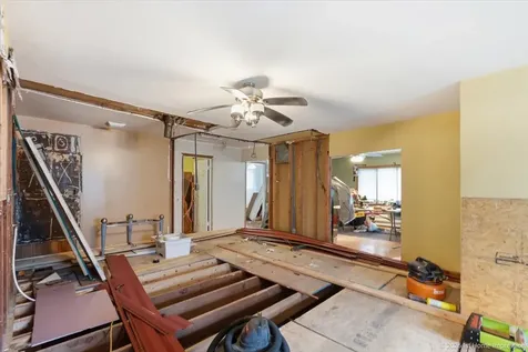 7817 West 98th Place Hickory Hills IL 60457
