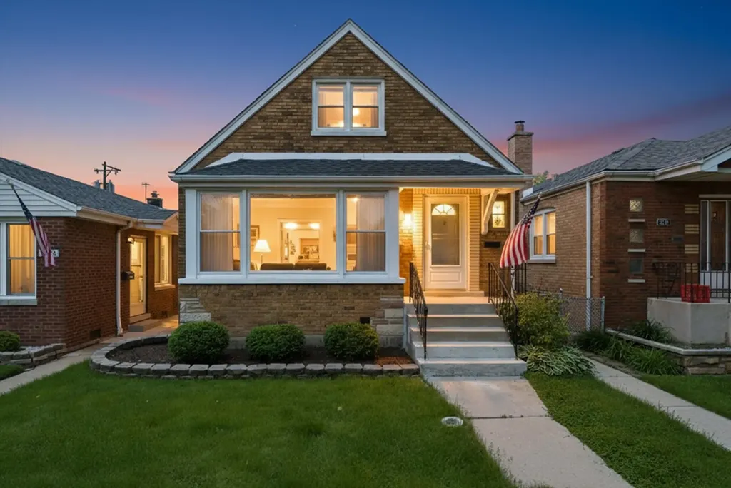 5134 South Laporte Avenue Chicago IL 60638