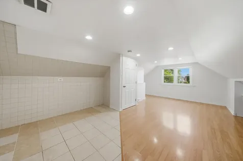 5134 South Laporte Avenue Chicago IL 60638