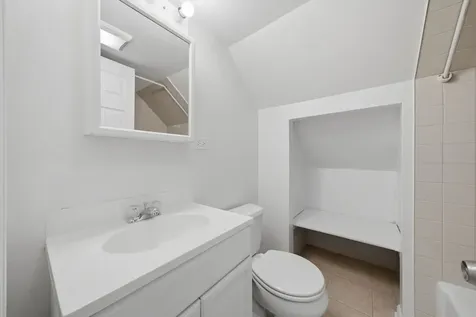 5134 South Laporte Avenue Chicago IL 60638