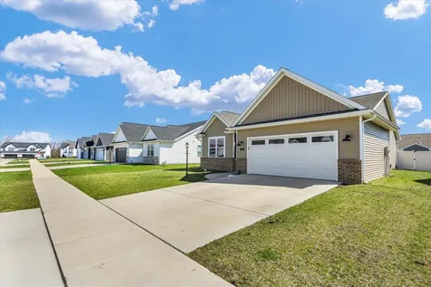 712 Cates Drive Mahomet IL 61853