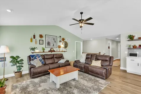 712 Cates Drive Mahomet IL 61853