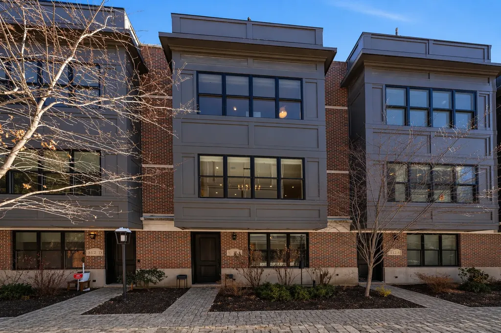 312 East Cullerton Street Chicago IL 60616
