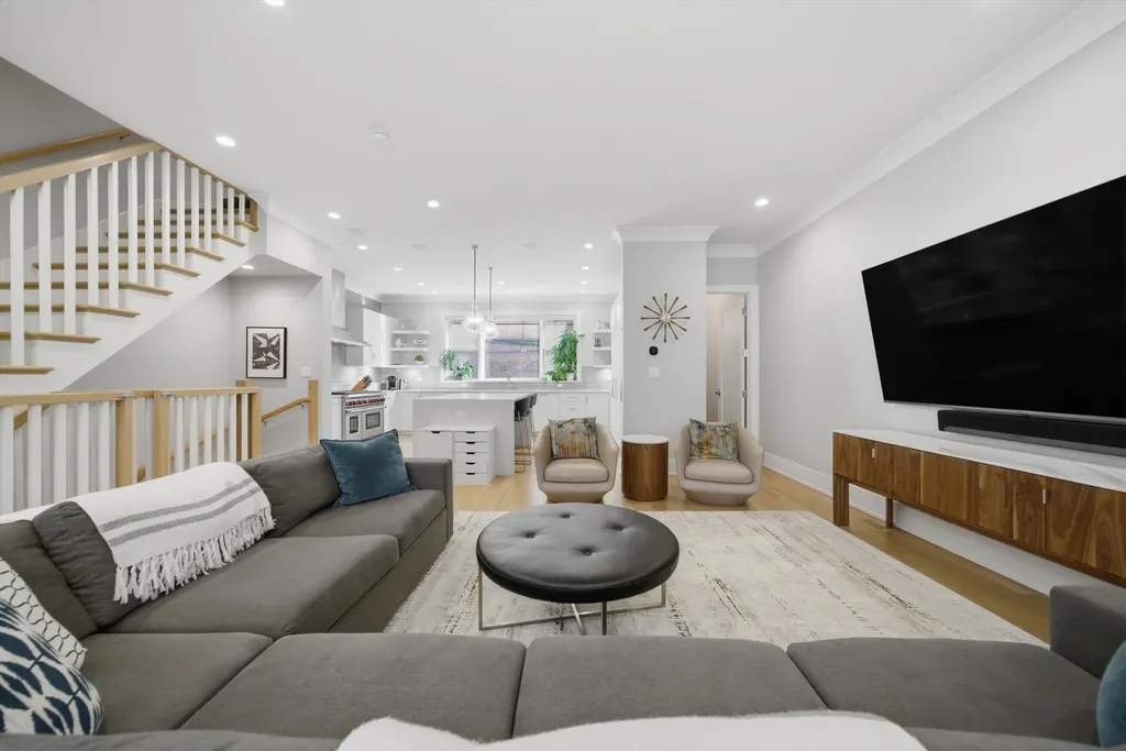 312 East Cullerton Street Chicago IL 60616