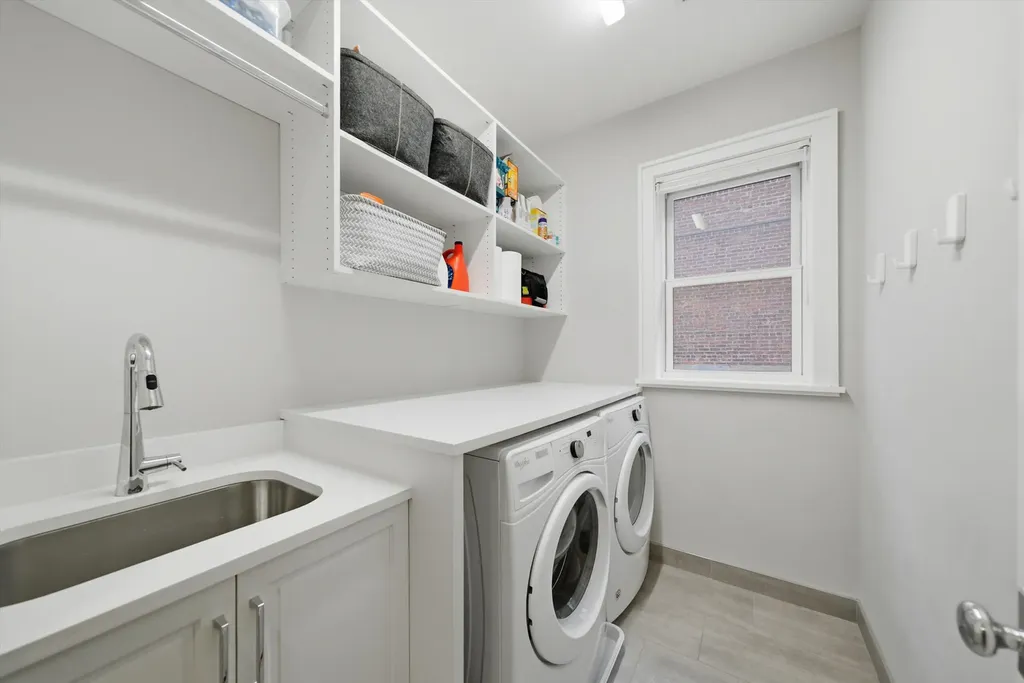 312 East Cullerton Street Chicago IL 60616
