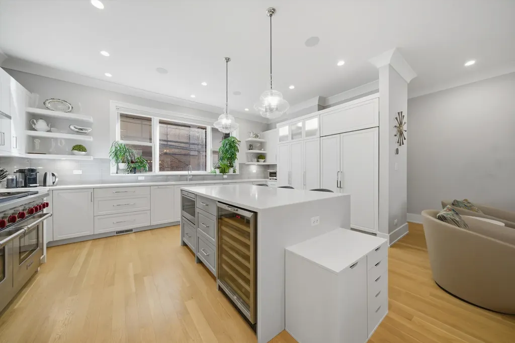 312 East Cullerton Street Chicago IL 60616