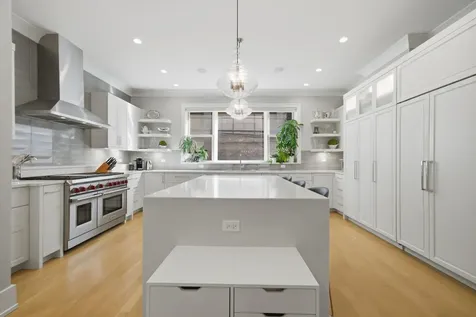 312 East Cullerton Street Chicago IL 60616